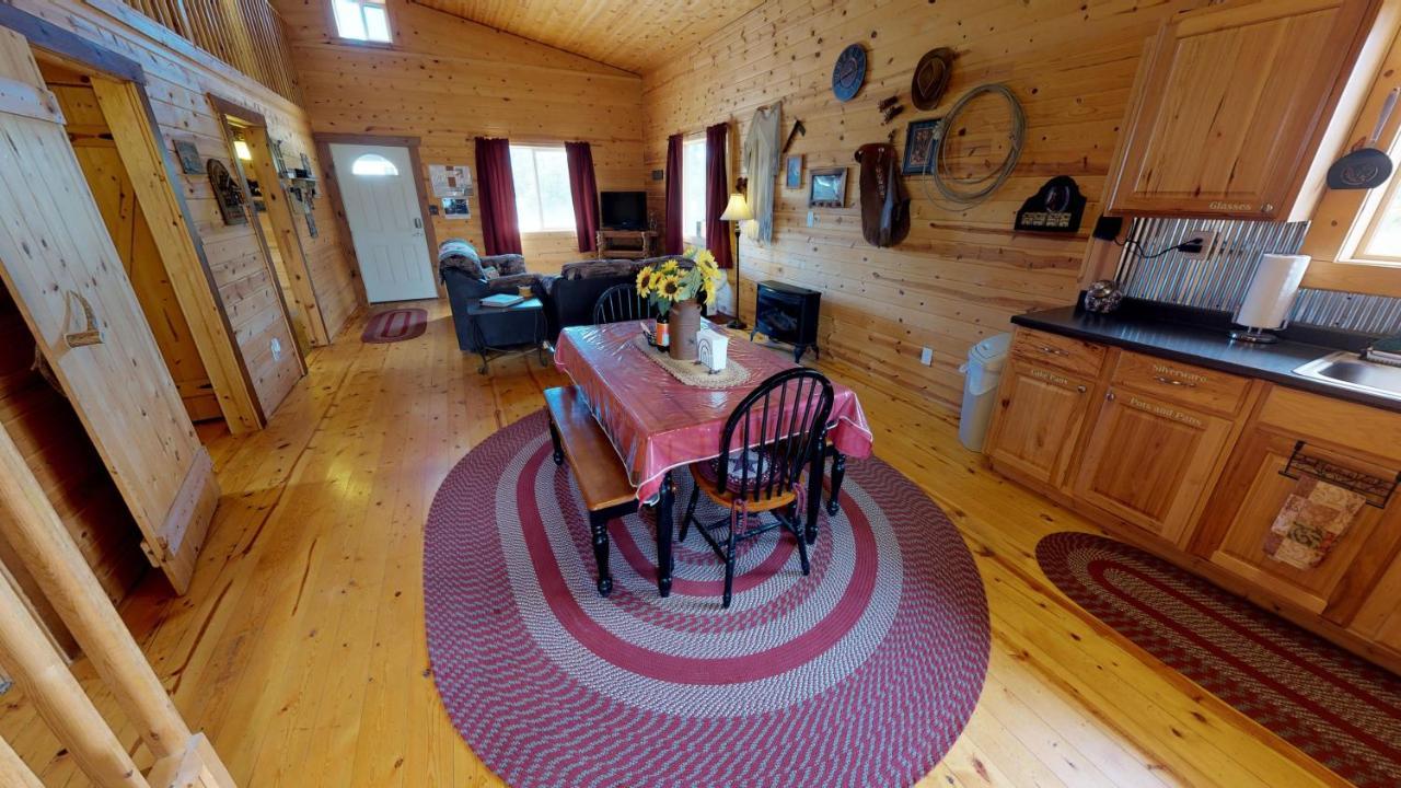 Ranch Mountain Cabin, Stunning! Campfire, Hiking Monticello Exteriör bild